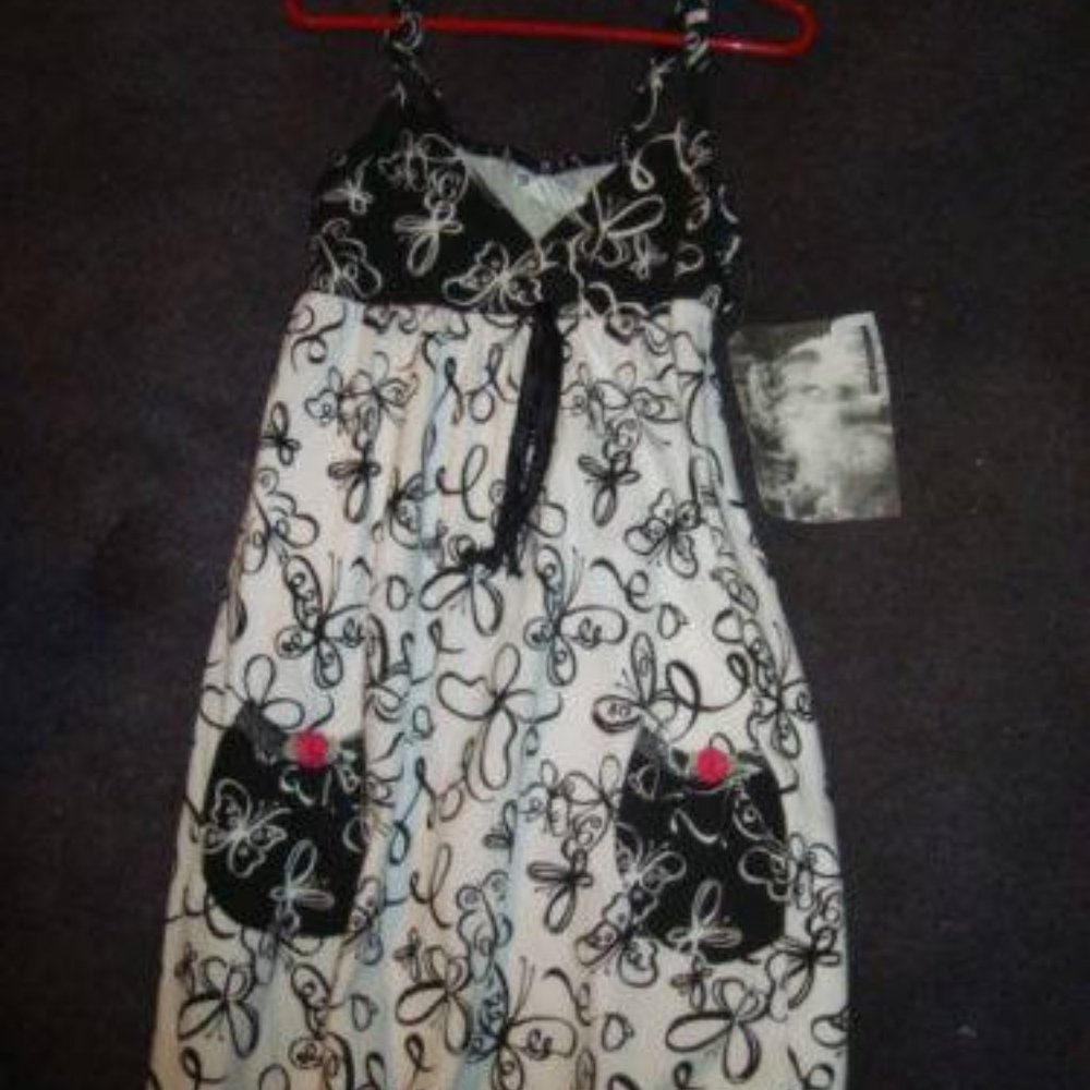 CACH CACH BUTTERFLY DRESS GIRLS SIZE 7